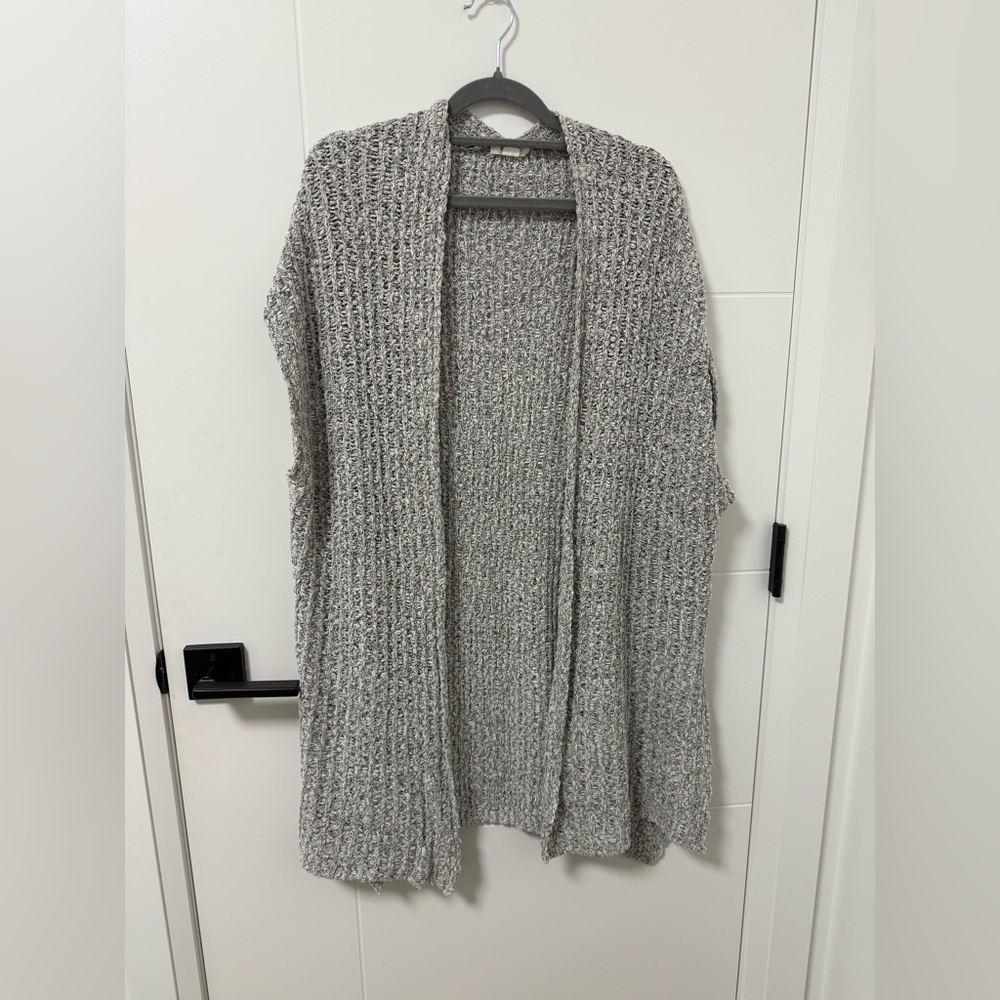 Gray oversized sleeveless cardigan